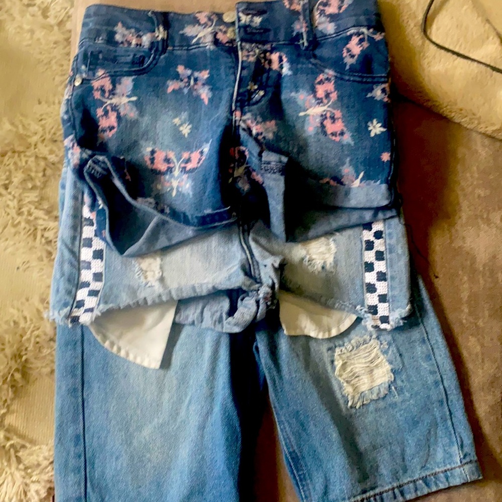 3 pairs of girl denim shorts